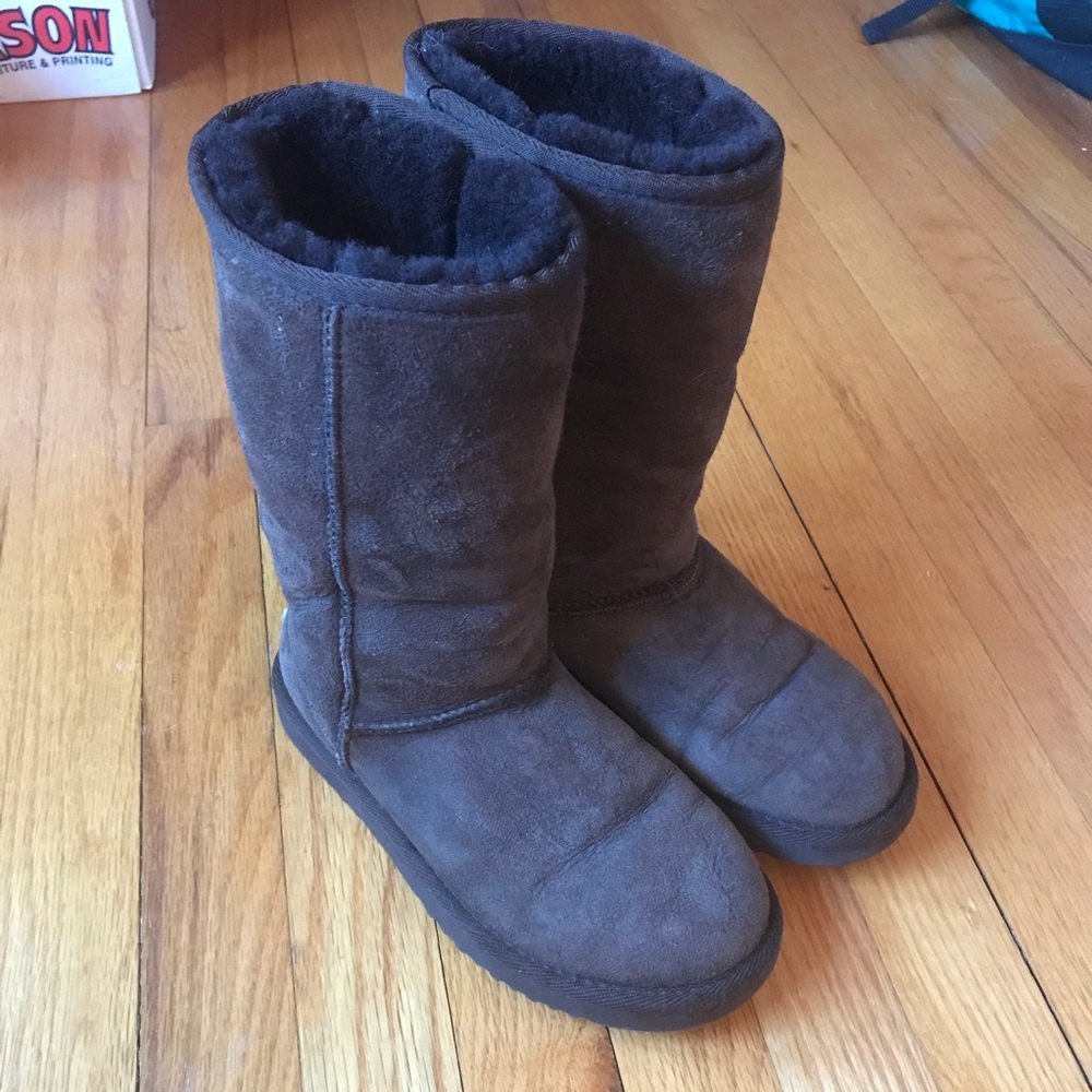 UGG Classic Tall Boots in Chocolate Dark Brown